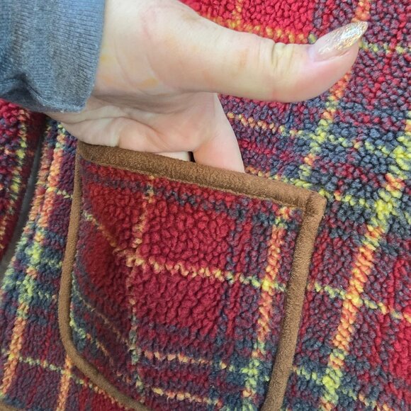 Orvis Vintage Jacket Fleece M Red Plaid Pockets Toggle Button Collar Flannel - Picture 6 of 9